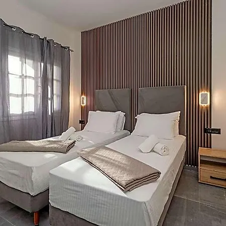 Pelithea Family Resort מלון 4*
