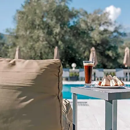 Pelithea Family Hotel Liapades